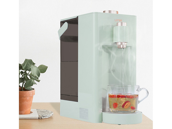 小巧靈活隨處放 插電即用免安裝